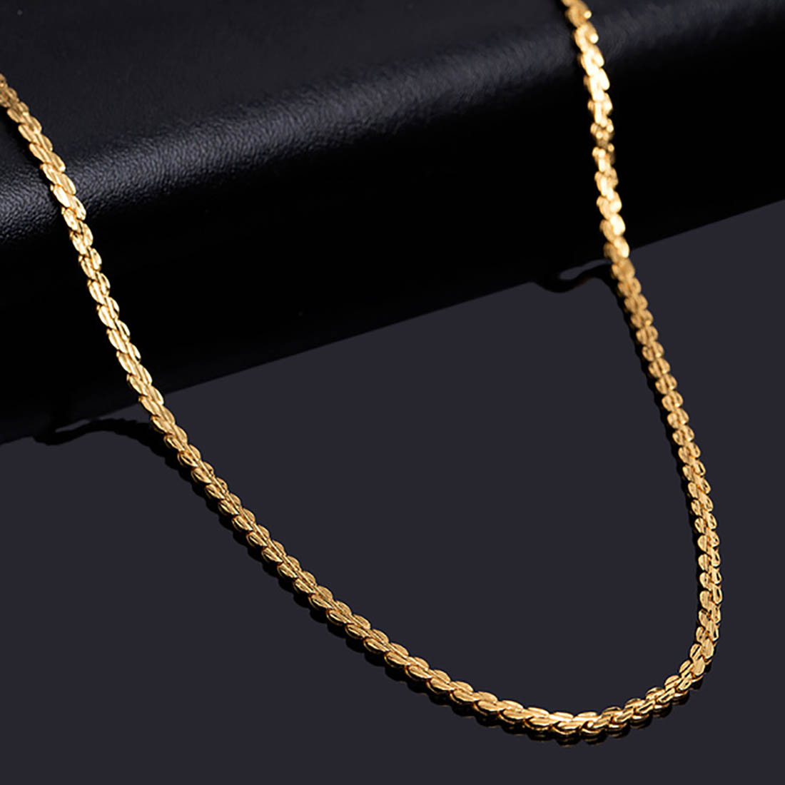 Buy Fashion Frill Spangel Fashion Gold-plated Brass Chain (Men