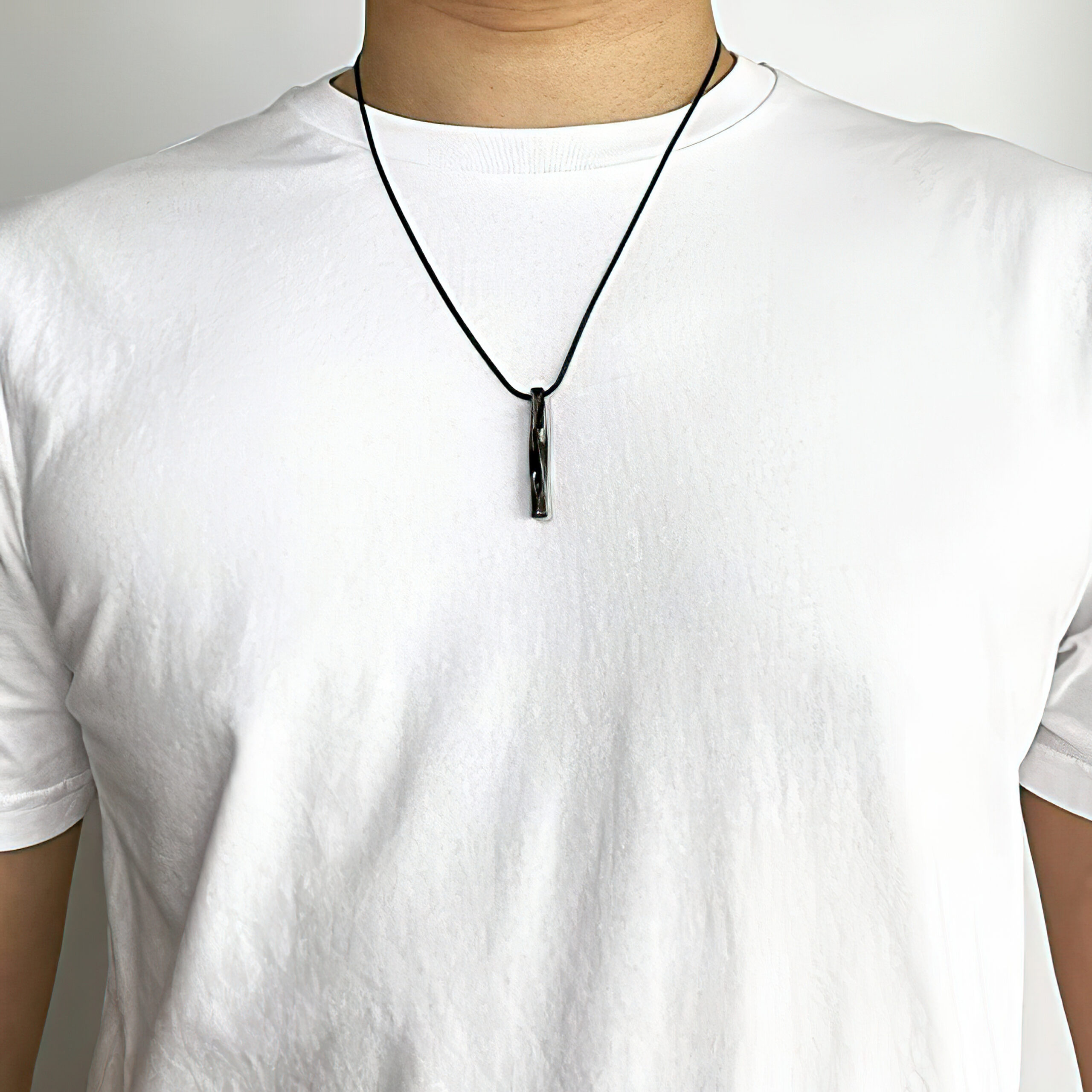 Buy Silver Chains for Men by Oomph Online | Ajio.com